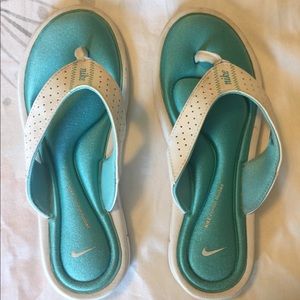 Nike Ultra Comfort Women’s Sandals